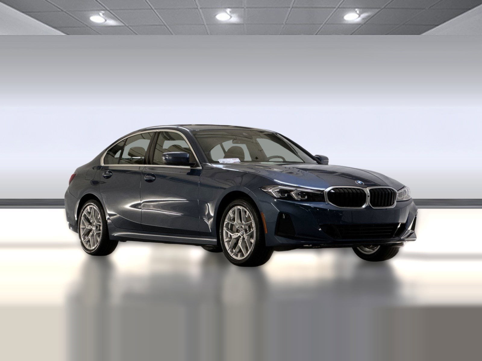 2026 BMW 330i photo 5