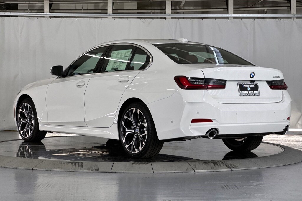 New 2026 BMW 330i Sedan