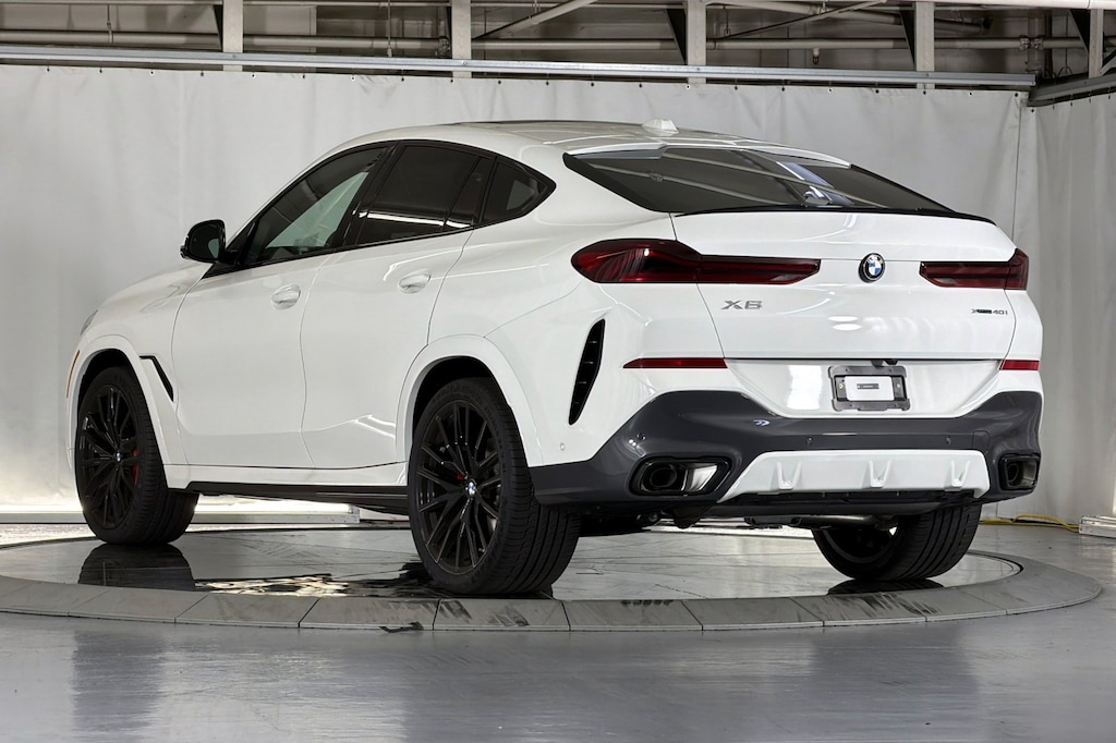 New 2027 BMW X6 xDrive40i SUV