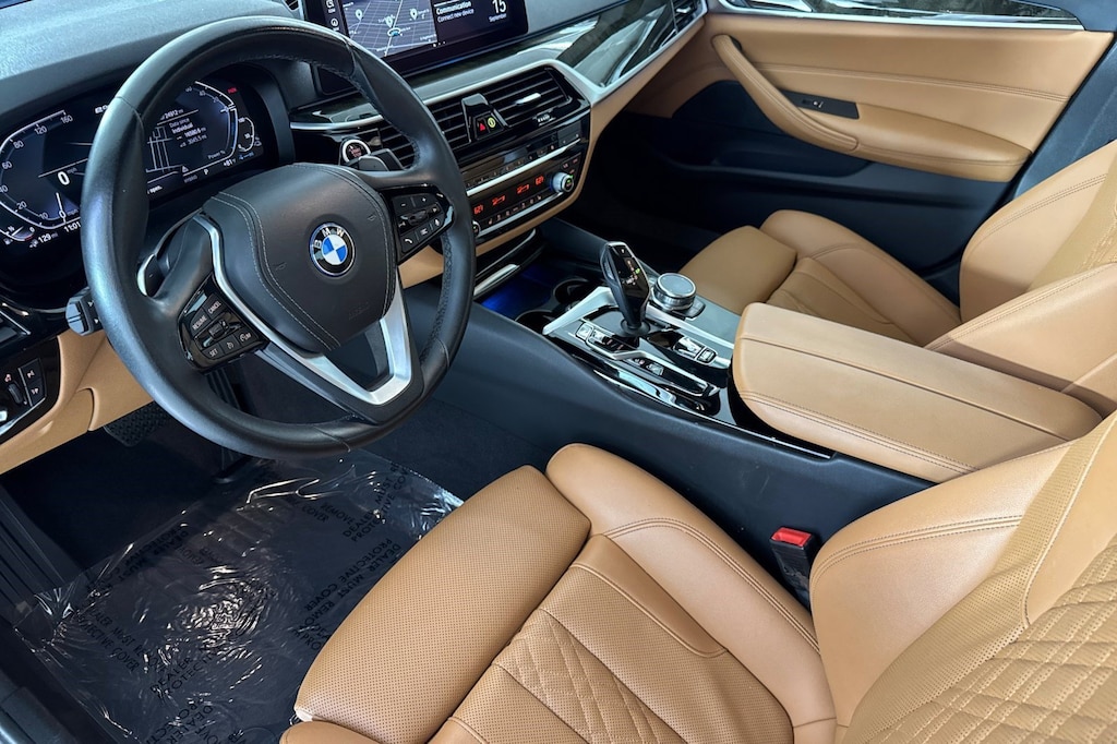 Certified 2023 BMW 530e Sedan