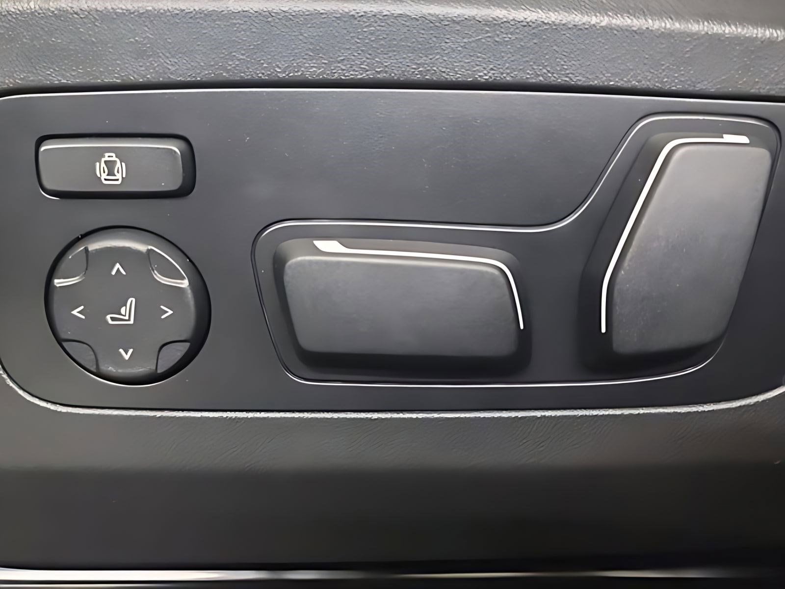 2025 BMW X3 30 xDrive photo 3