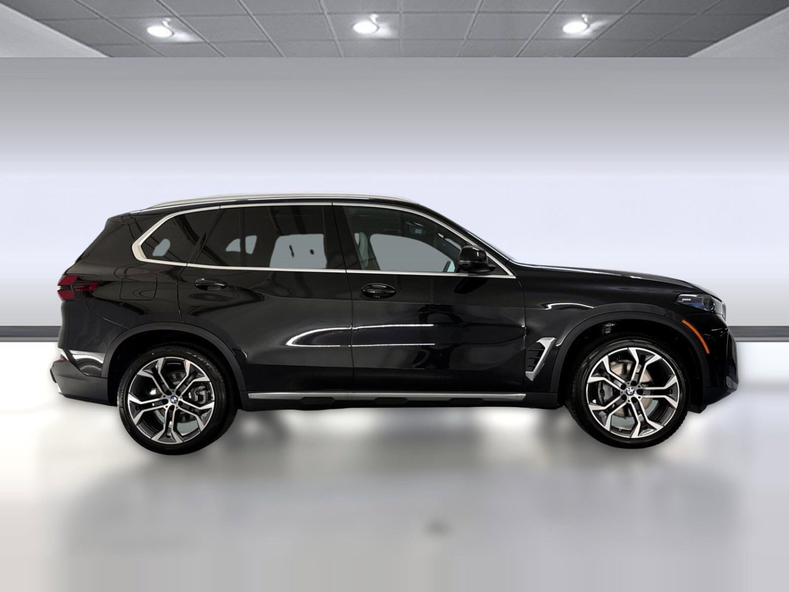 2026 BMW X5 sDrive40i photo 3