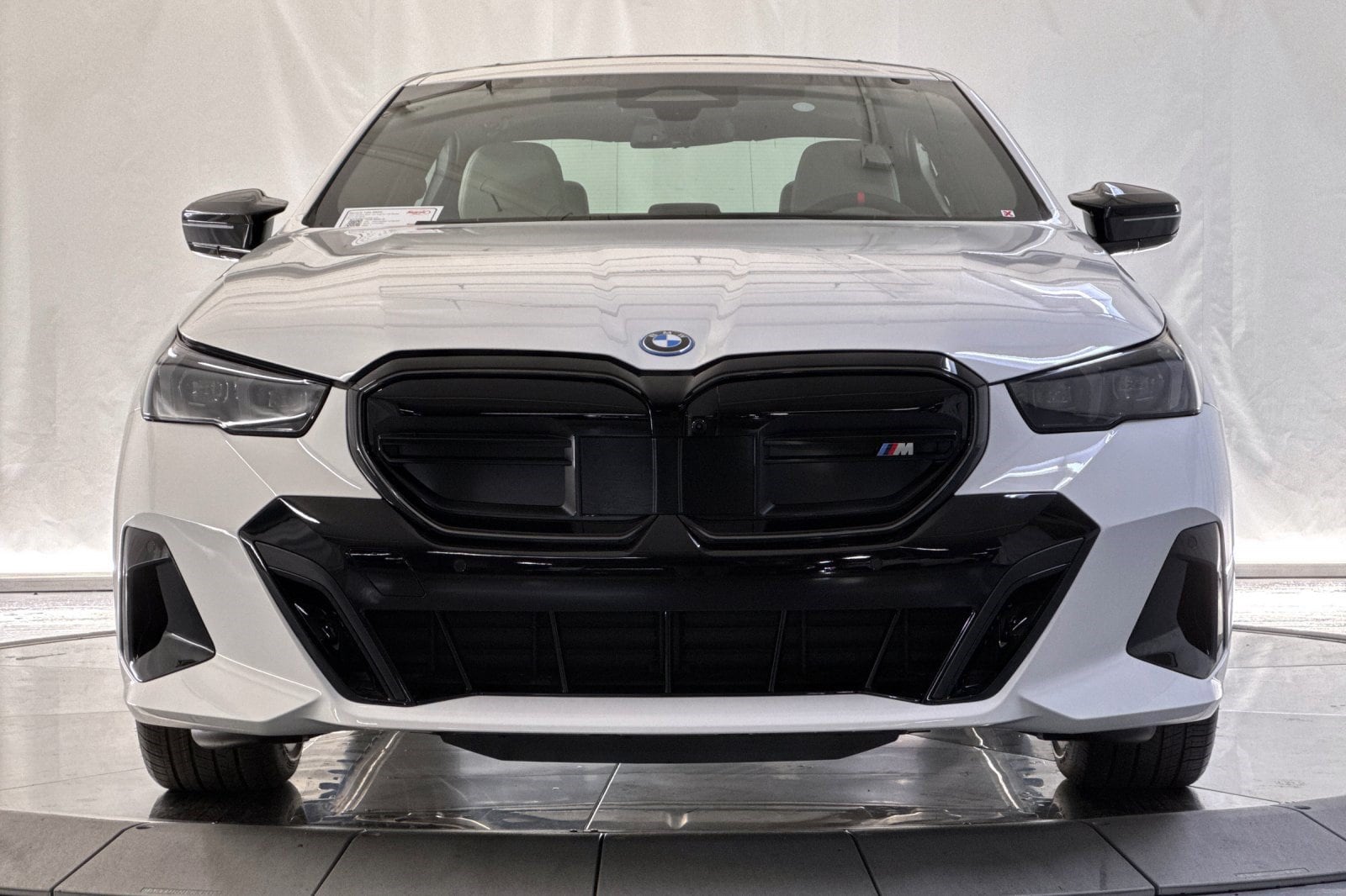 I5 M60 Sedan