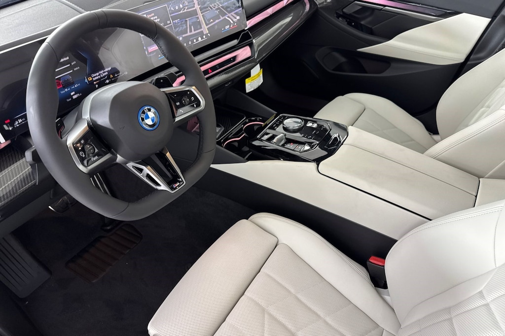 New 2027 BMW 550e xDrive Sedan