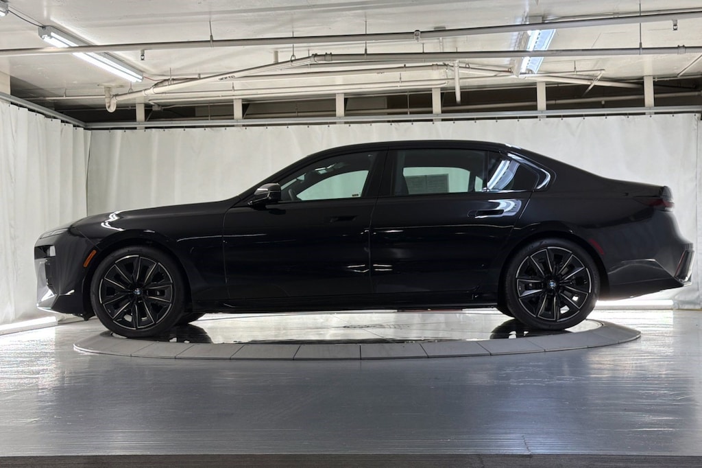 Certified 2023 BMW 740i Sedan