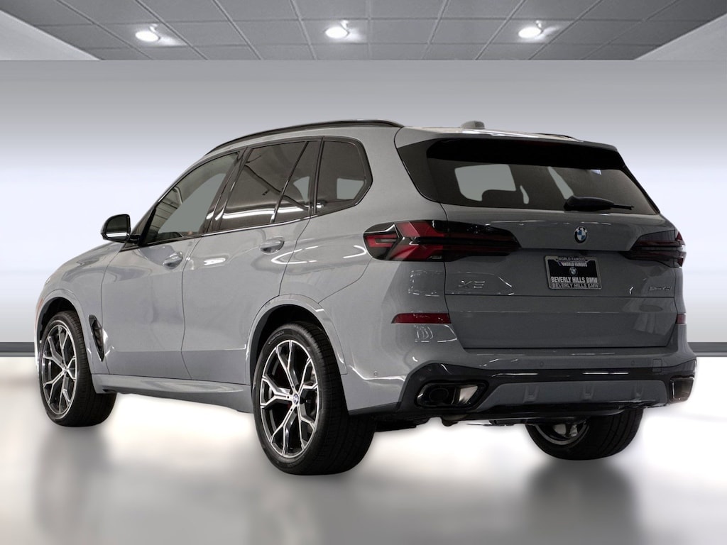 New 2026 BMW X5 sDrive40i SUV