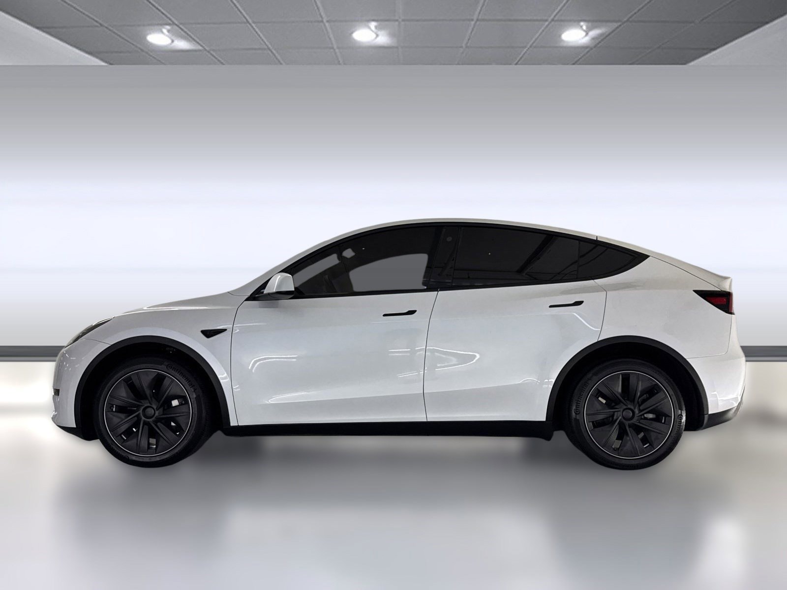 Used 2023 Tesla Model Y Long Range with VIN 7SAYGDEE5PA096892 for sale in Northfield, Minnesota