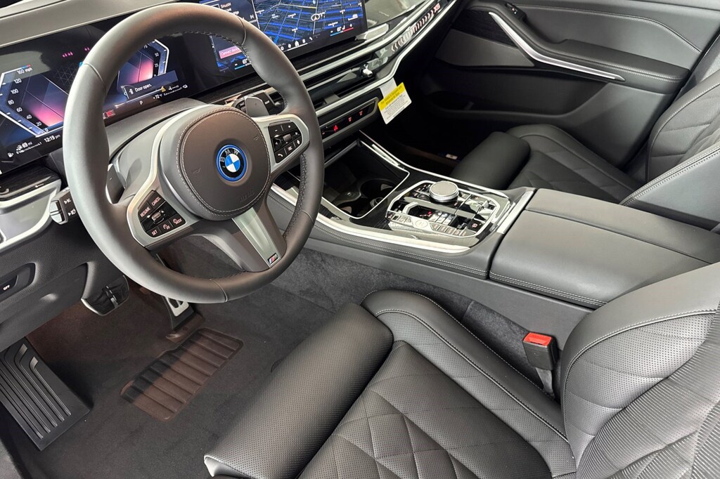 New 2026 BMW X5 PHEV xDrive50e SUV