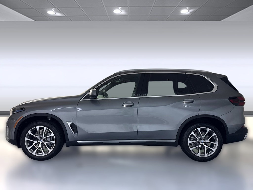 New 2026 BMW X5 sDrive40i SUV