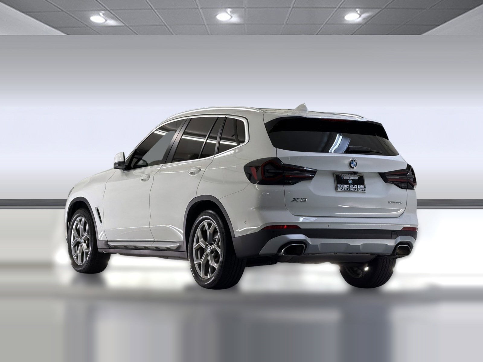 2023 BMW X3 photo 2
