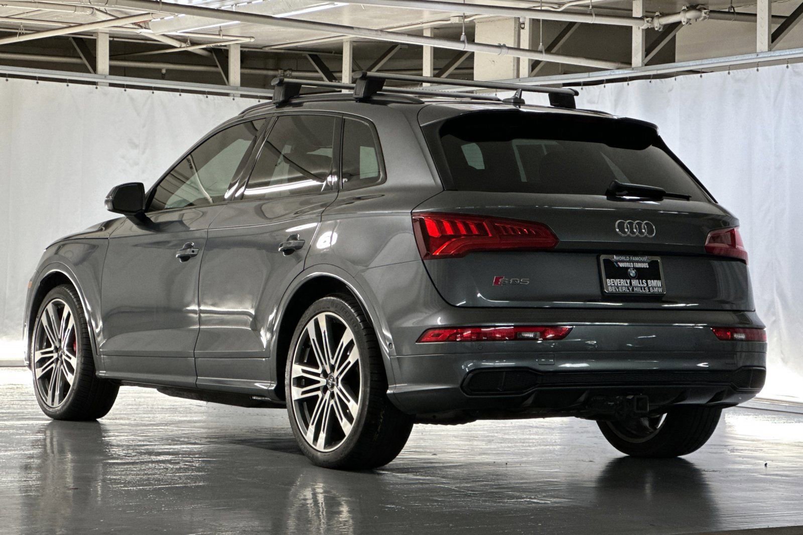 2019 Audi SQ5 Prestige photo 2