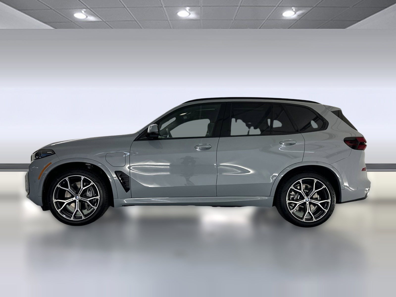 Used 2026 BMW X5 50e with VIN 5UX43EU01T9364068 for sale in Monrovia, CA
