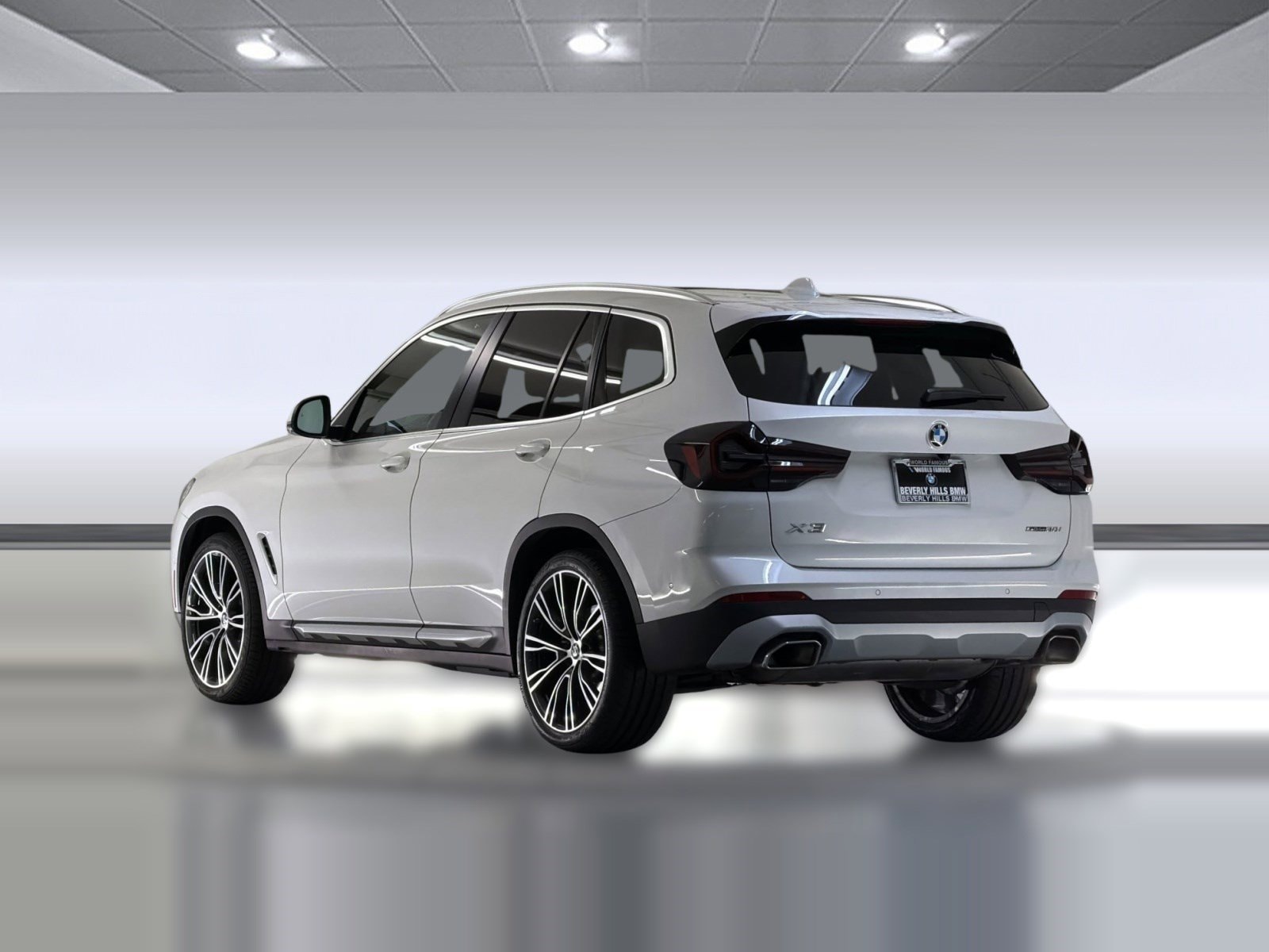 2023 BMW X3 photo 2