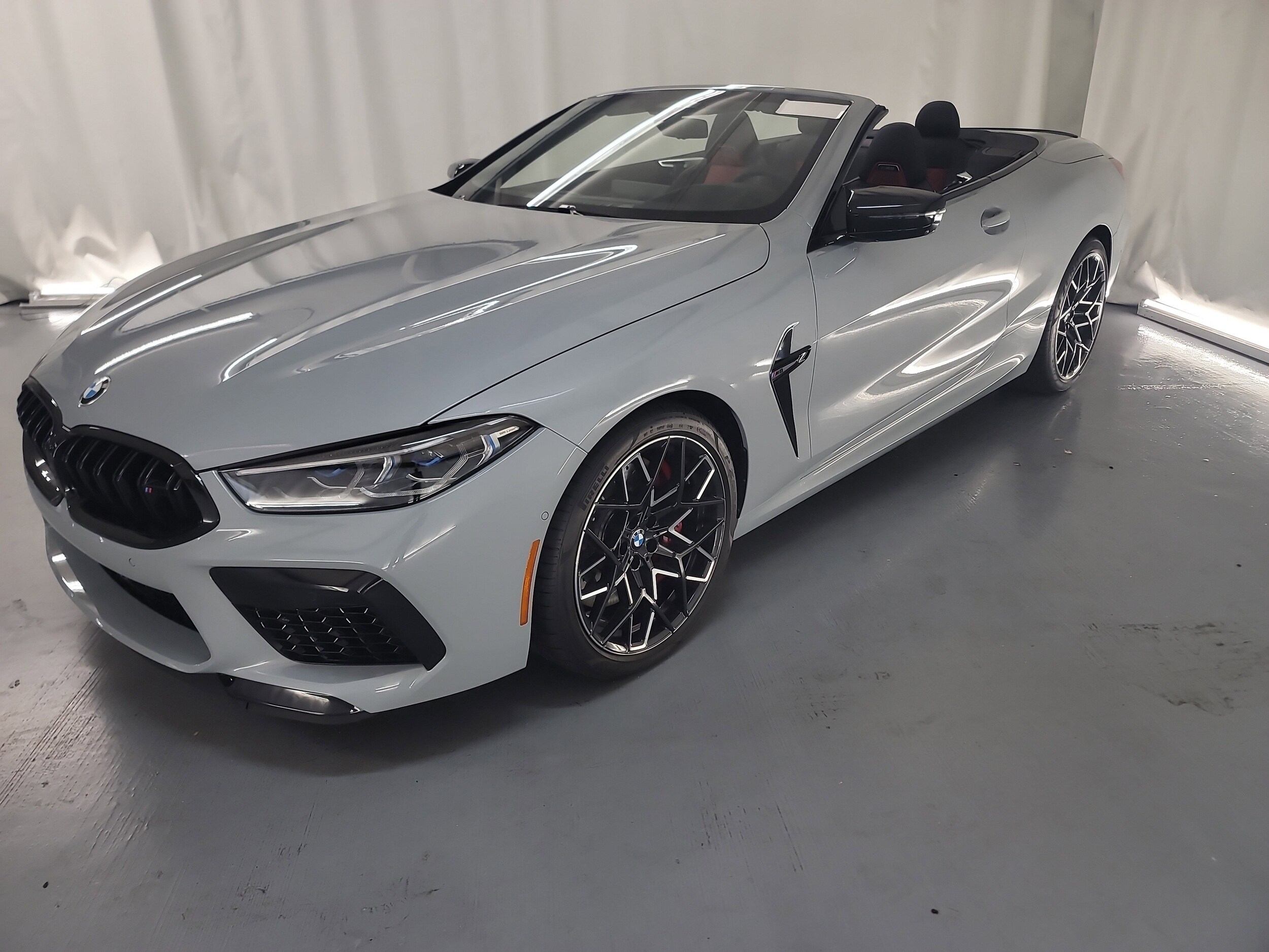 2025 Bmw M8 Competition Convertible photo 3