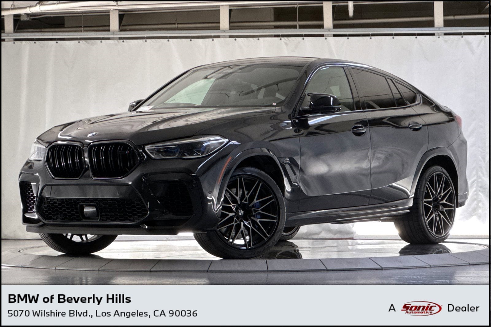 2021 BMW X6 M -'s photo