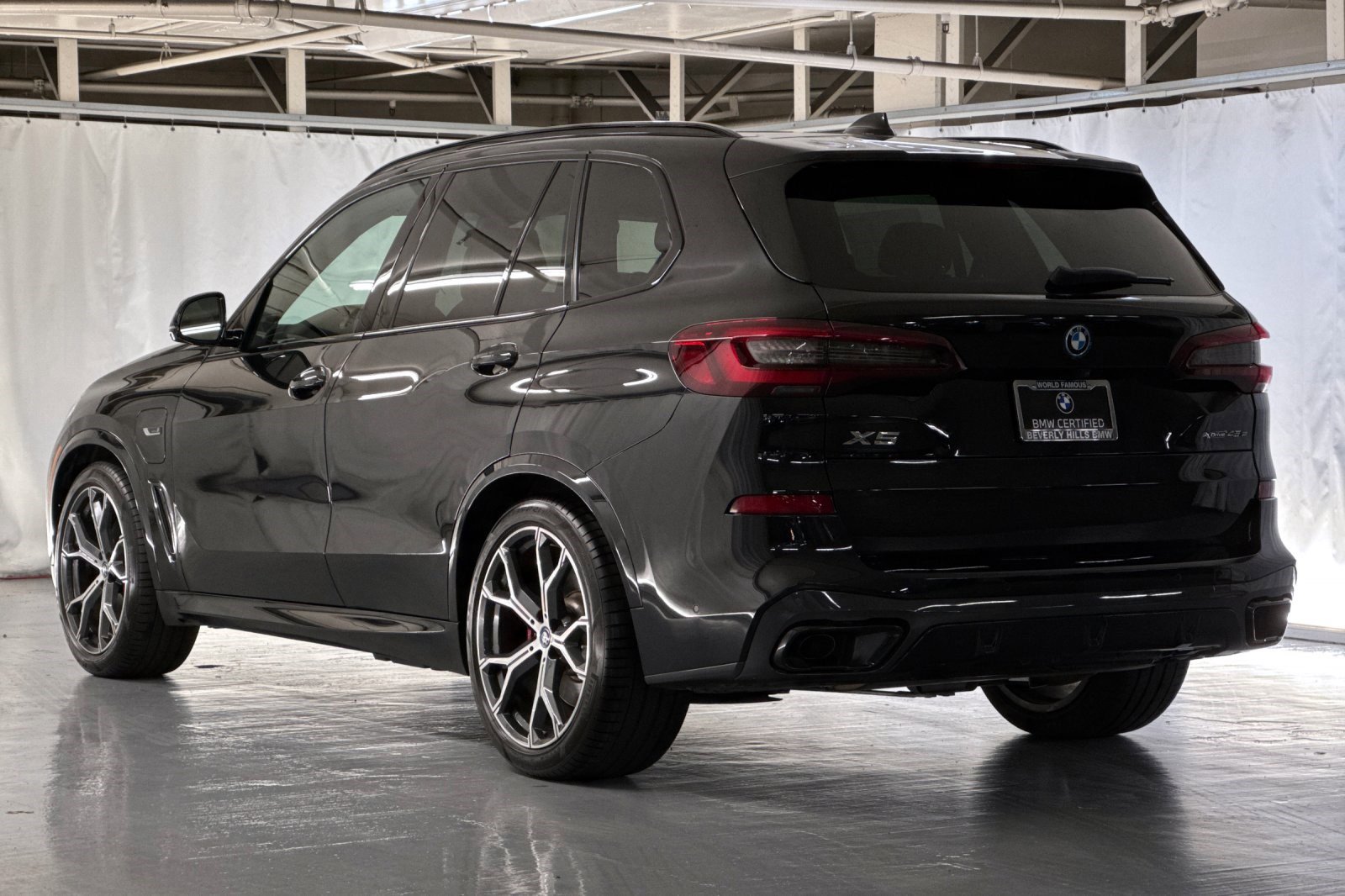 2022 Bmw X5 xDrive45e photo 3