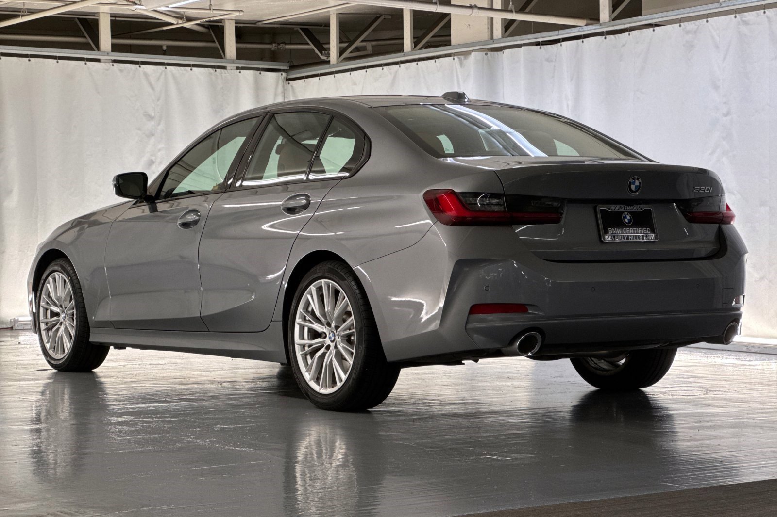 2023 Bmw 330i 3-Series photo 3