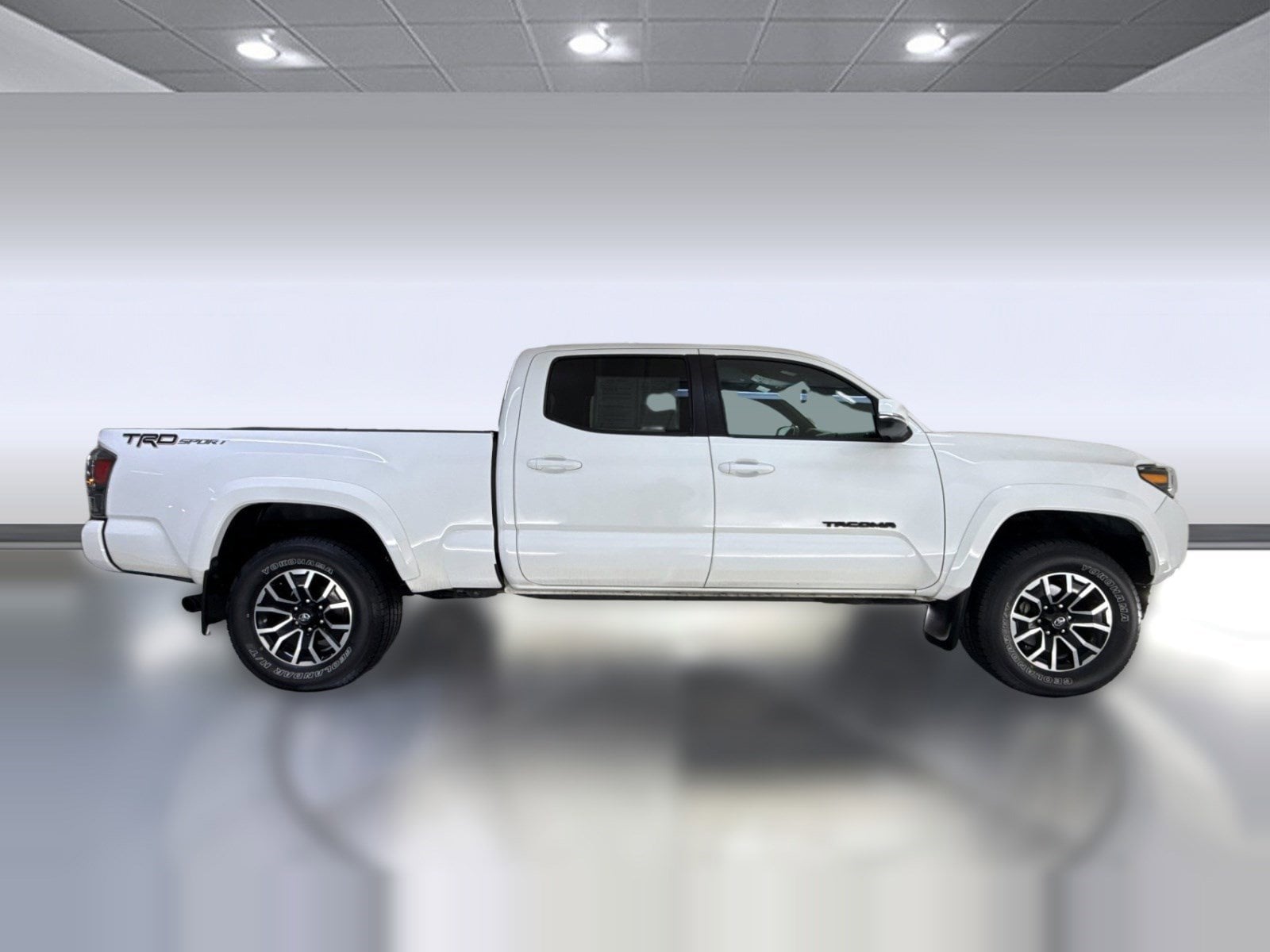 2023 Toyota Tacoma TRD Sport photo 6