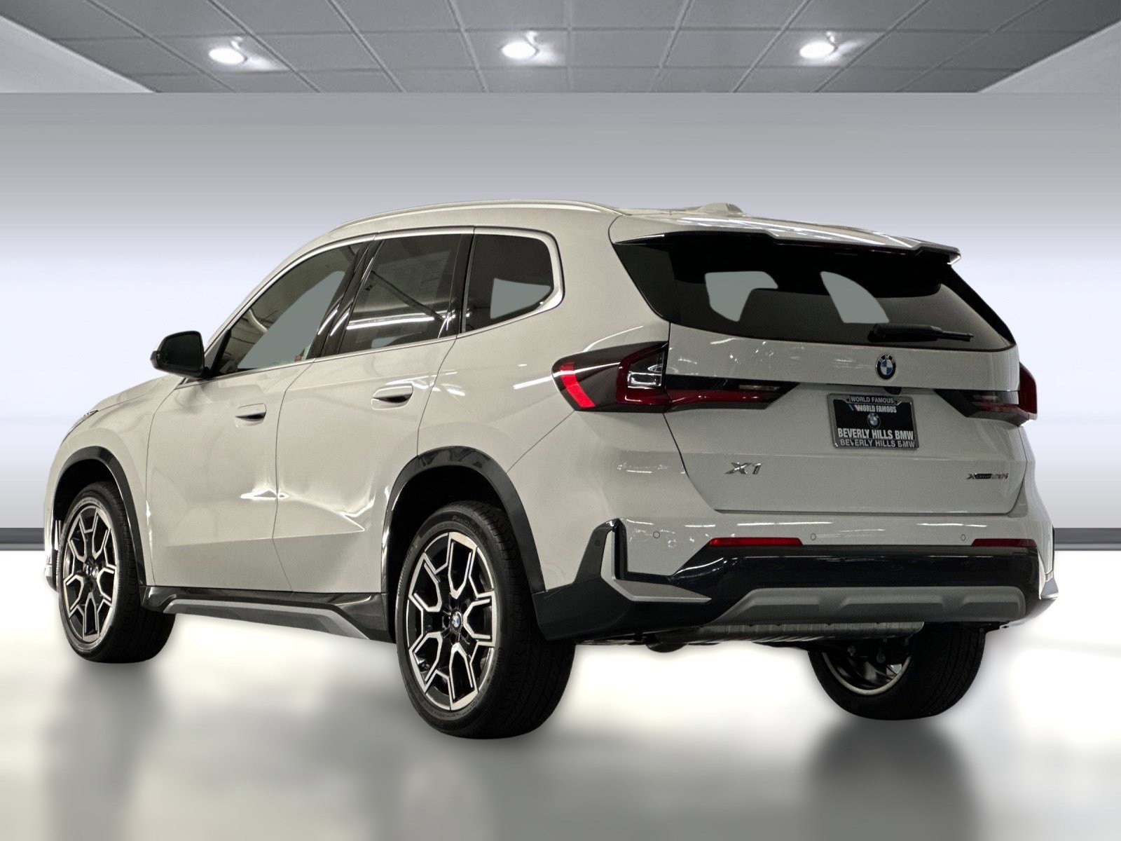 2025 Bmw X1 XDrive28i photo 3