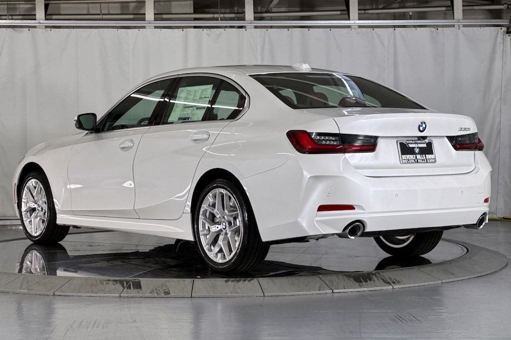 New 2026 BMW 330i Sedan
