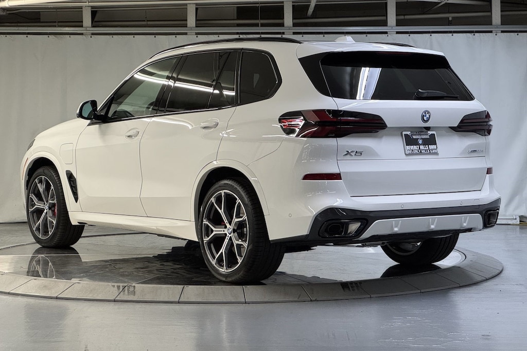 New 2026 BMW X5 PHEV xDrive50e SUV