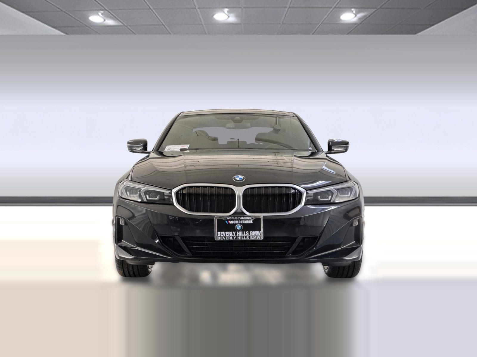 2023 BMW 330i photo 4
