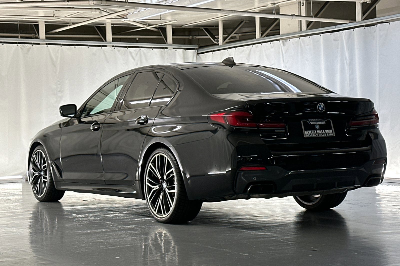2023 Bmw M550i xDrive photo 3