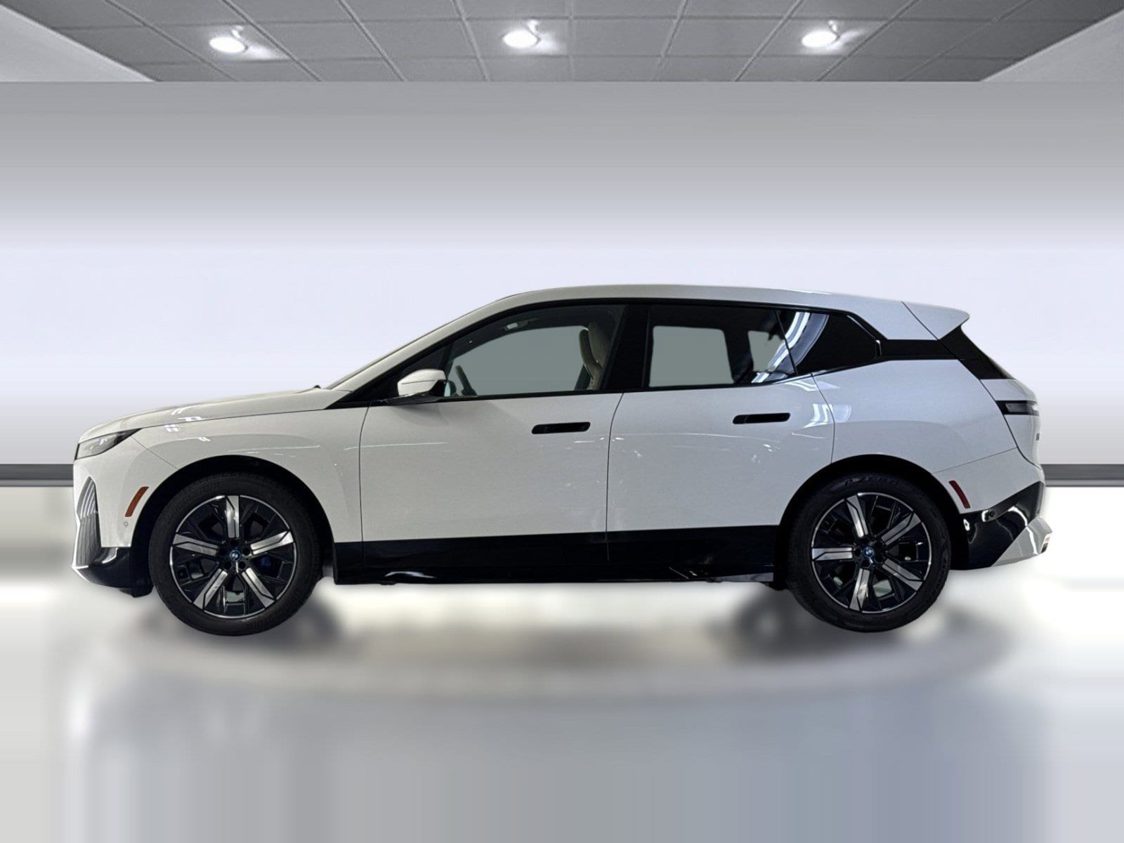 Used 2024 BMW iX Base with VIN WB523CF04RCN01554 for sale in Los Angeles, CA