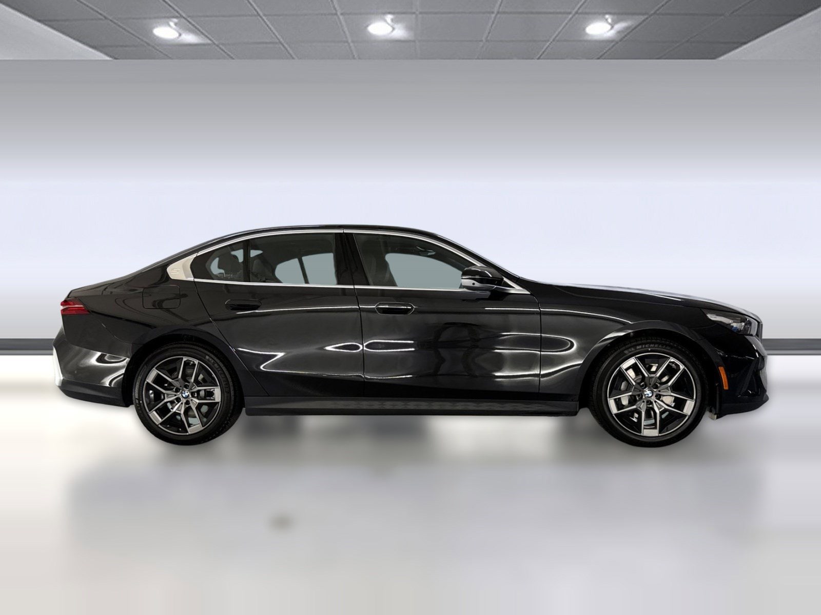 2026 BMW 530i photo 6