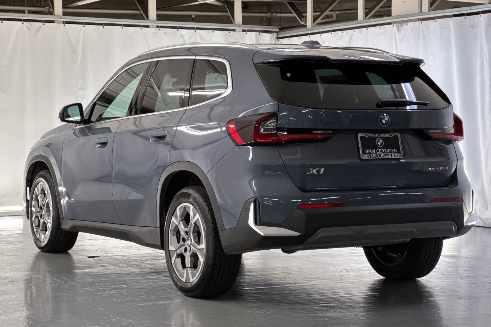 2023 Bmw X1 XDrive28i photo 3