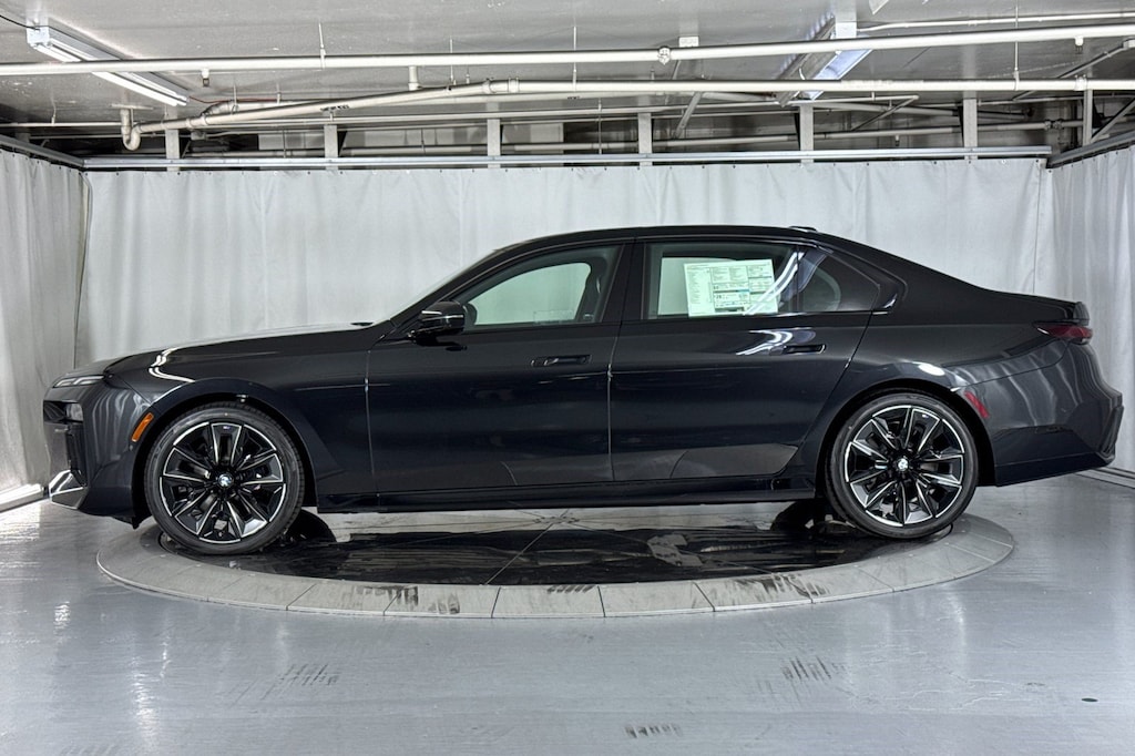 New 2026 BMW 740i Sedan