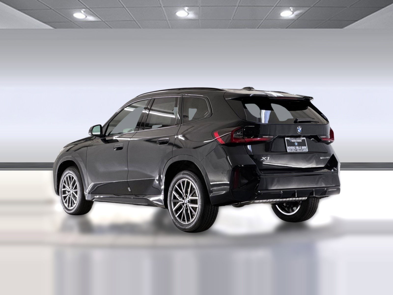 2026 BMW X1 xDrive28i photo 2
