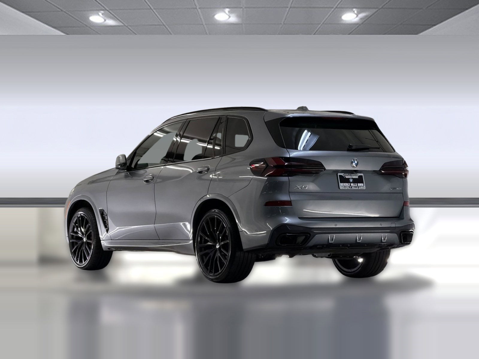 2026 BMW X5 sDrive40i photo 2