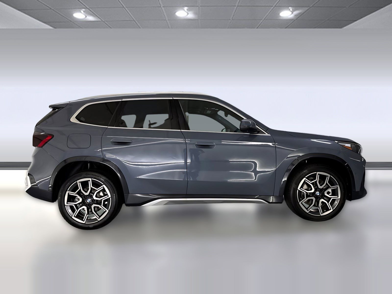 2025 BMW X1 xDrive28i photo 6
