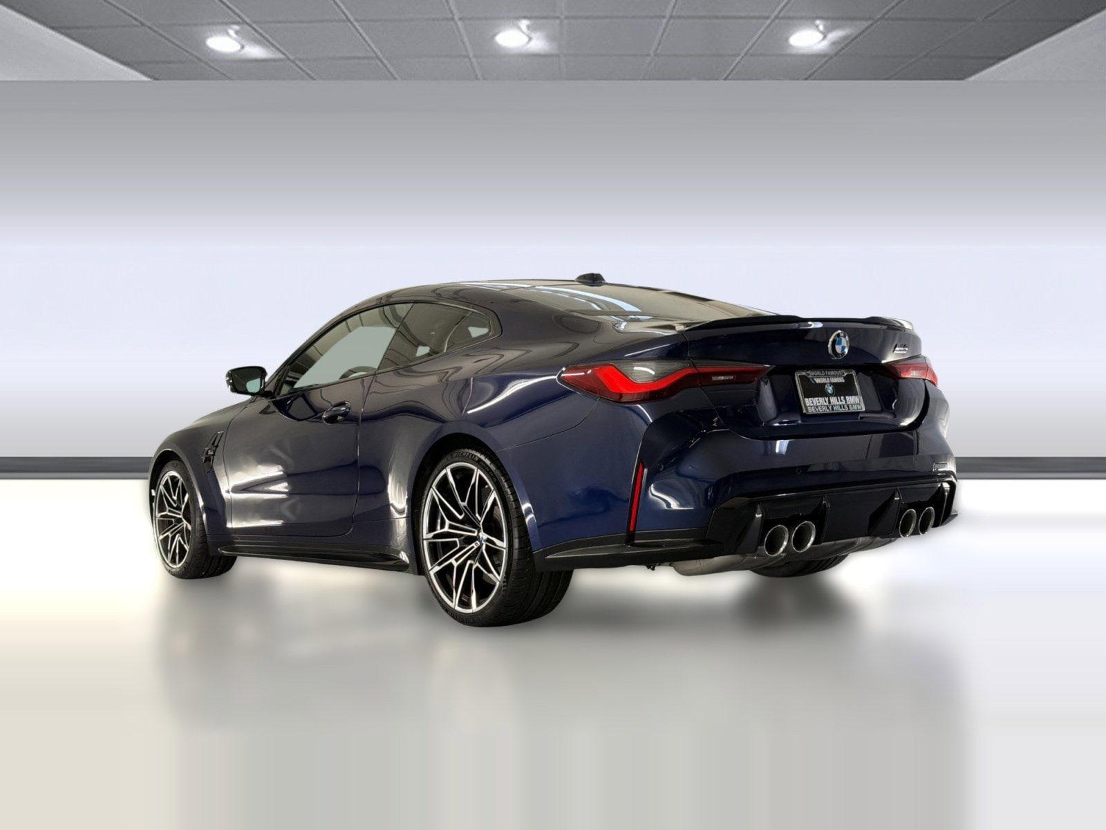 2024 BMW M4 photo 2