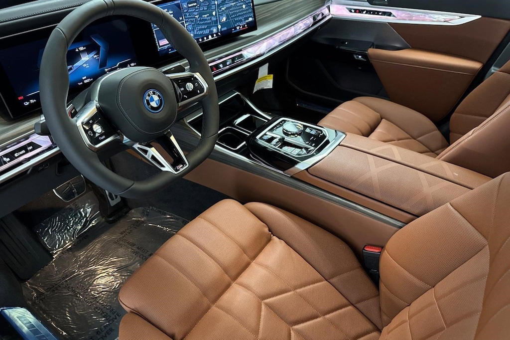 Used 2025 BMW i7 xDrive60 Sedan