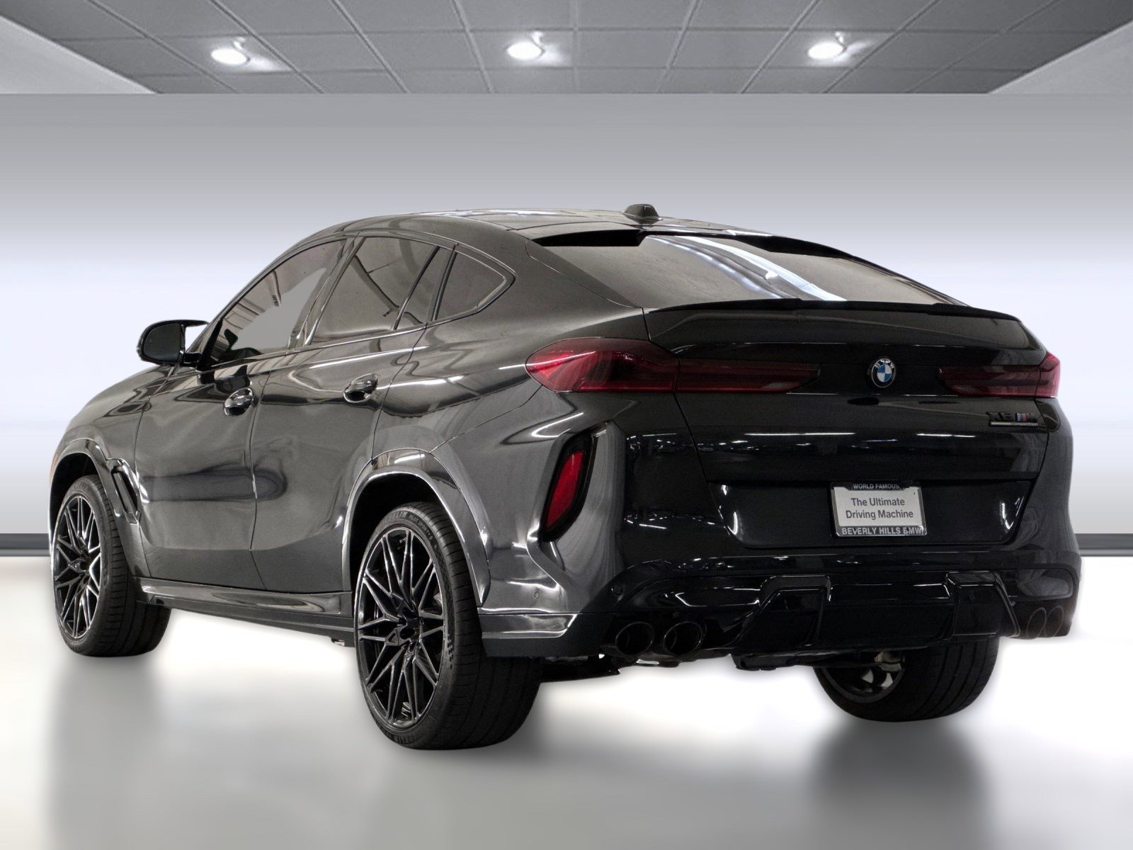 2025 Bmw X6 M photo 2