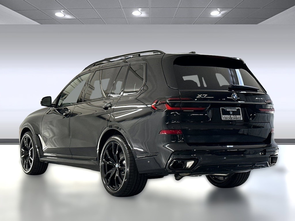 New 2026 BMW X7 xDrive40i SUV