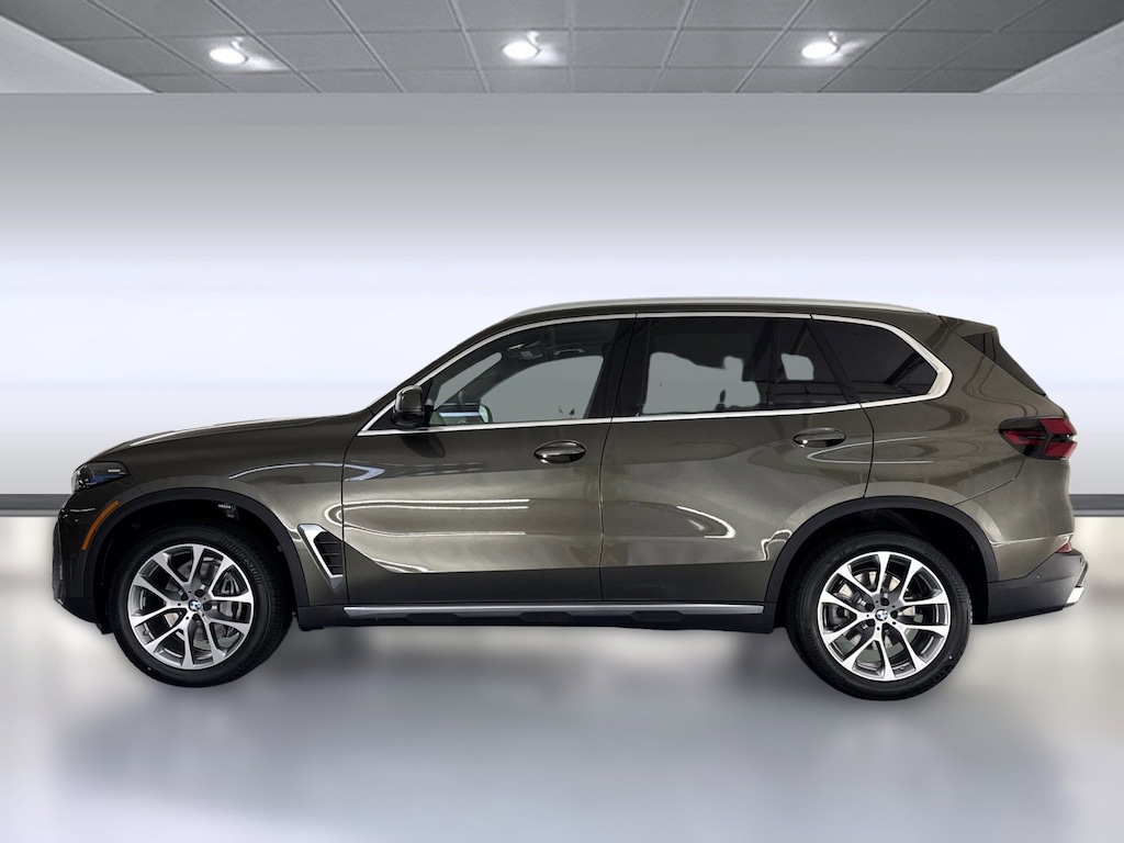New 2026 BMW X5 sDrive40i SUV