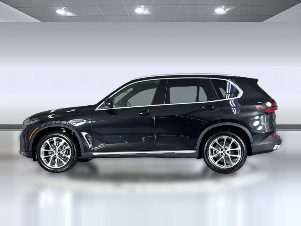 New 2026 BMW X5 sDrive40i SUV