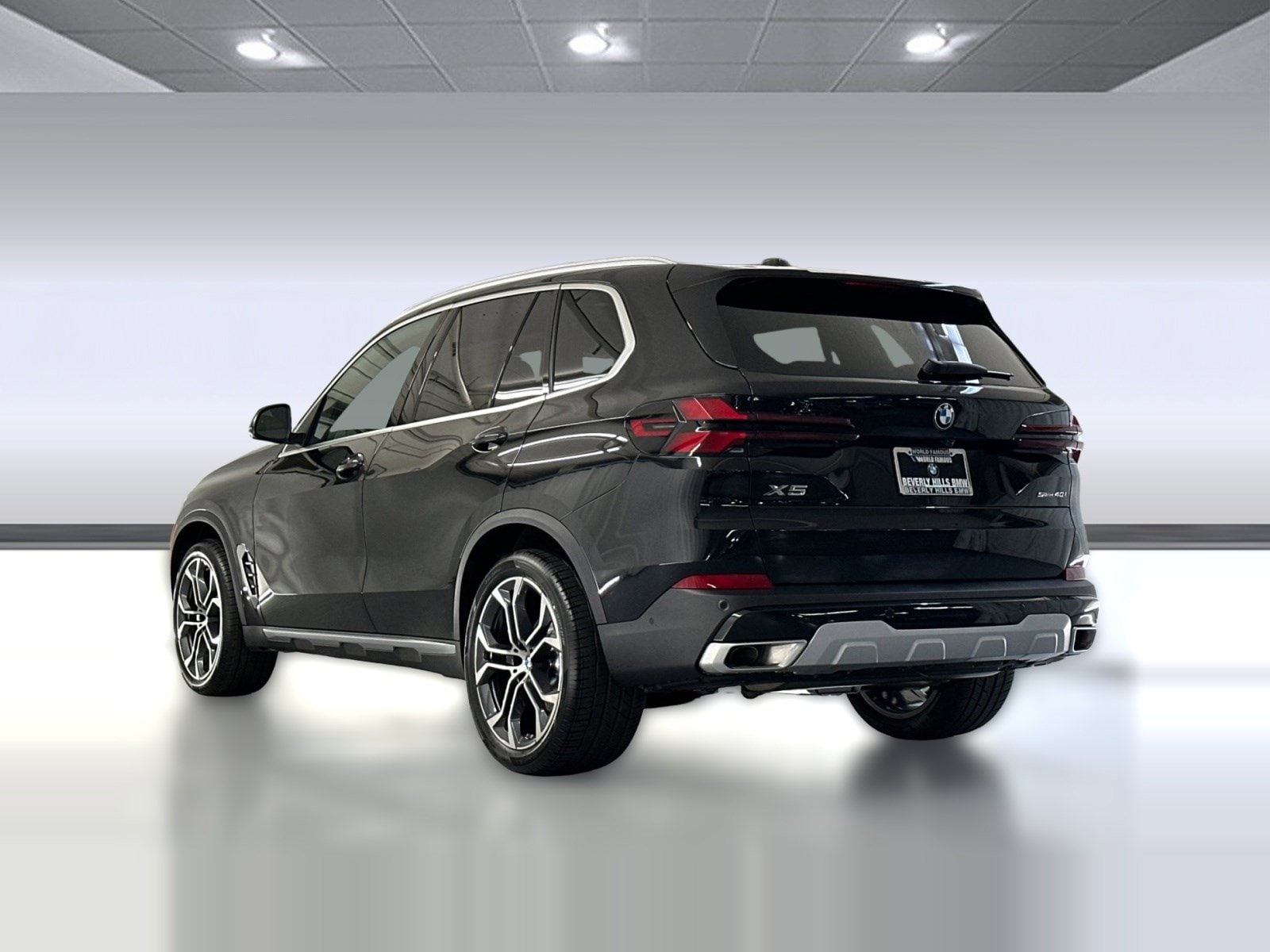 2026 BMW X5 sDrive40i photo 2