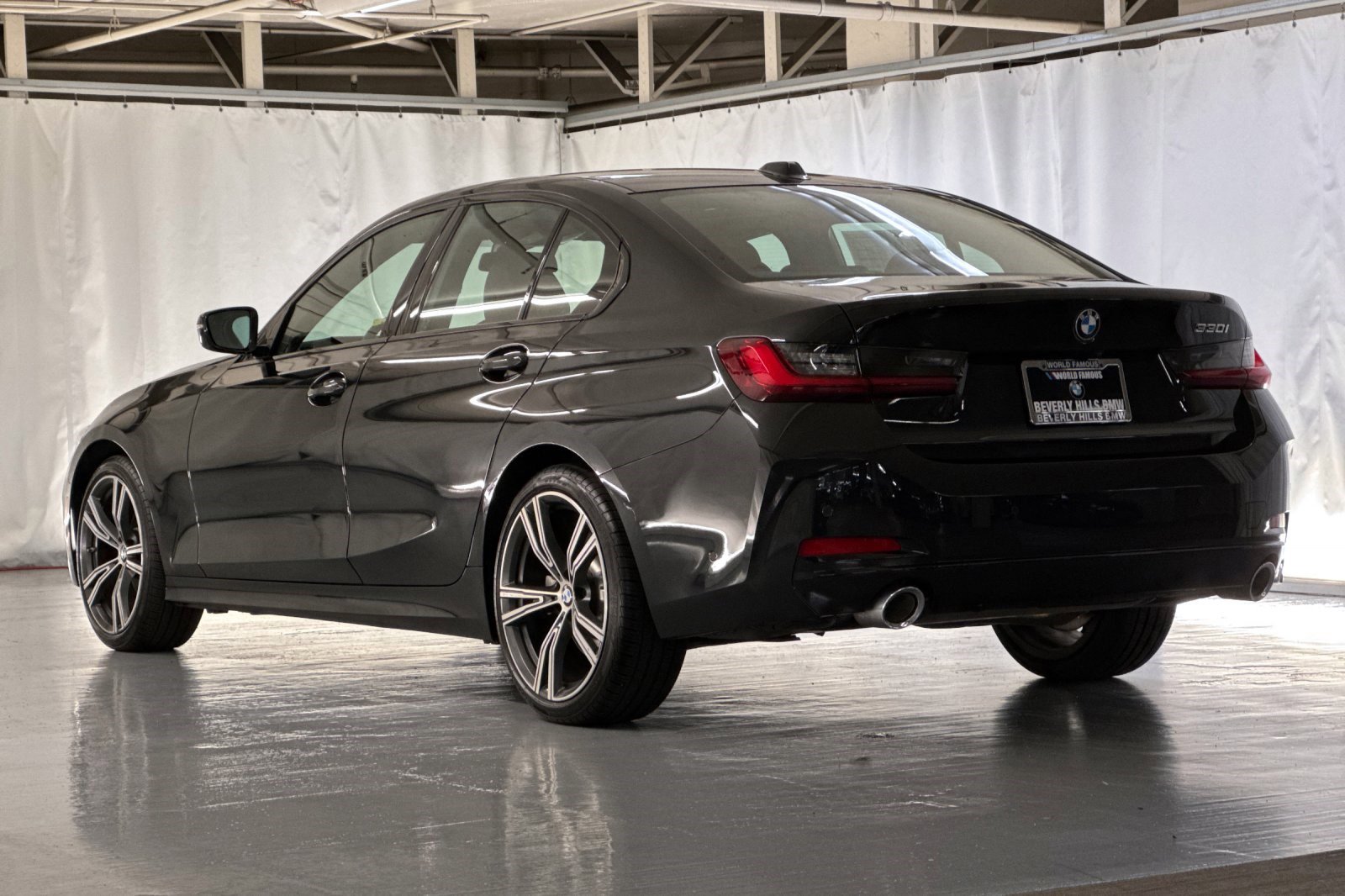 2023 Bmw 330i 3-Series photo 3