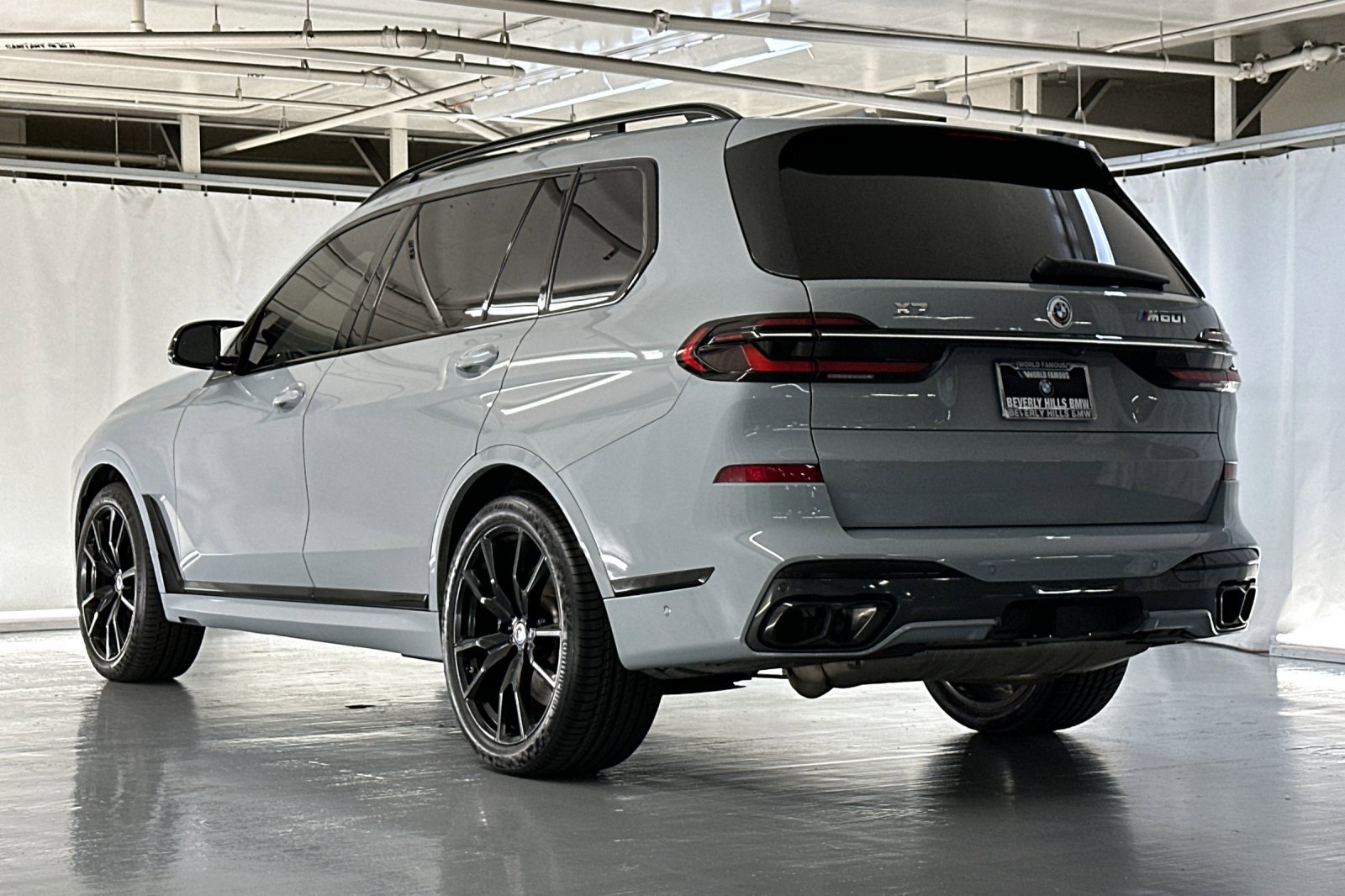 2023 Bmw X7 M60i photo 3