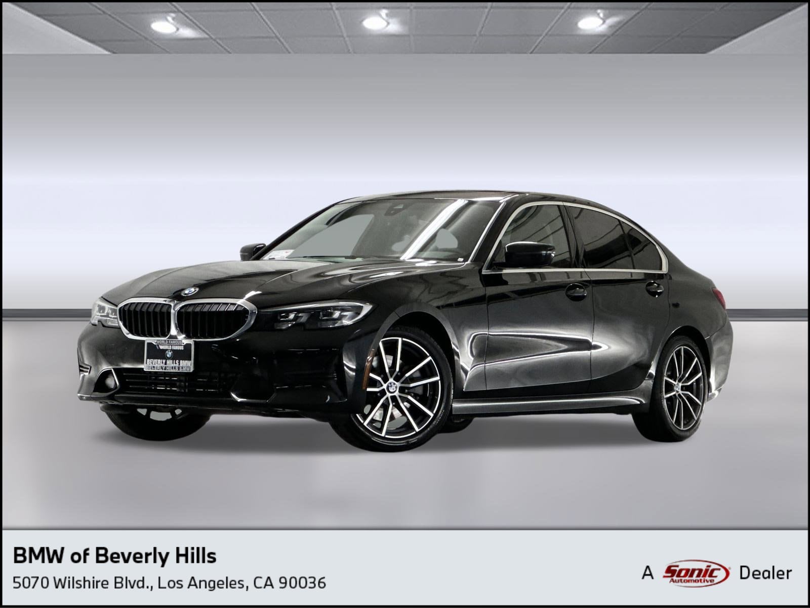 2020 BMW 3 Series 330i's photo