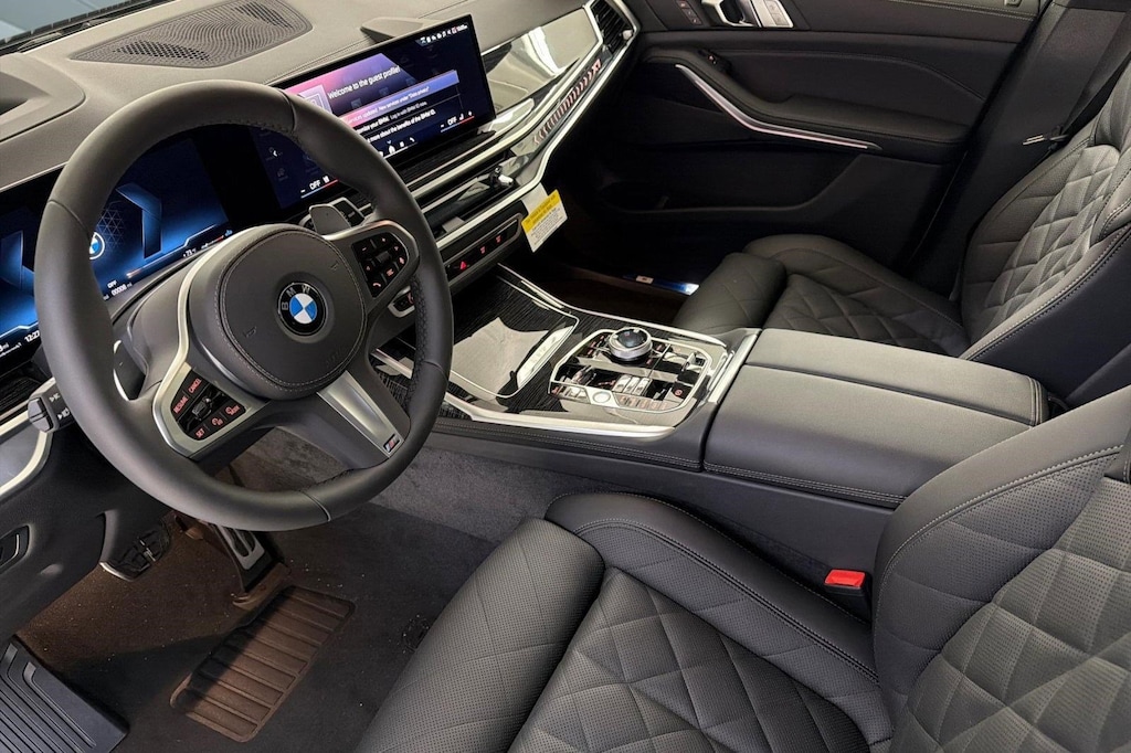 New 2026 BMW X7 xDrive40i SUV