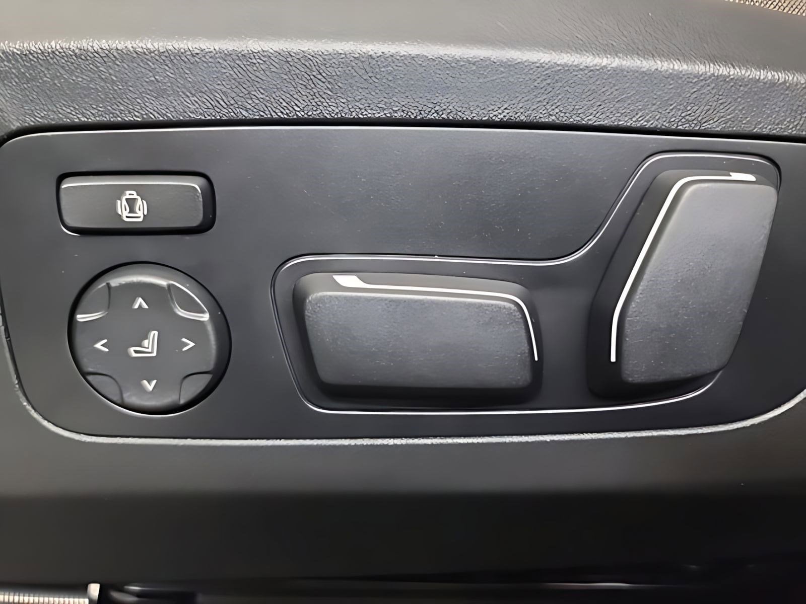 2025 BMW X3 30 xDrive photo 3