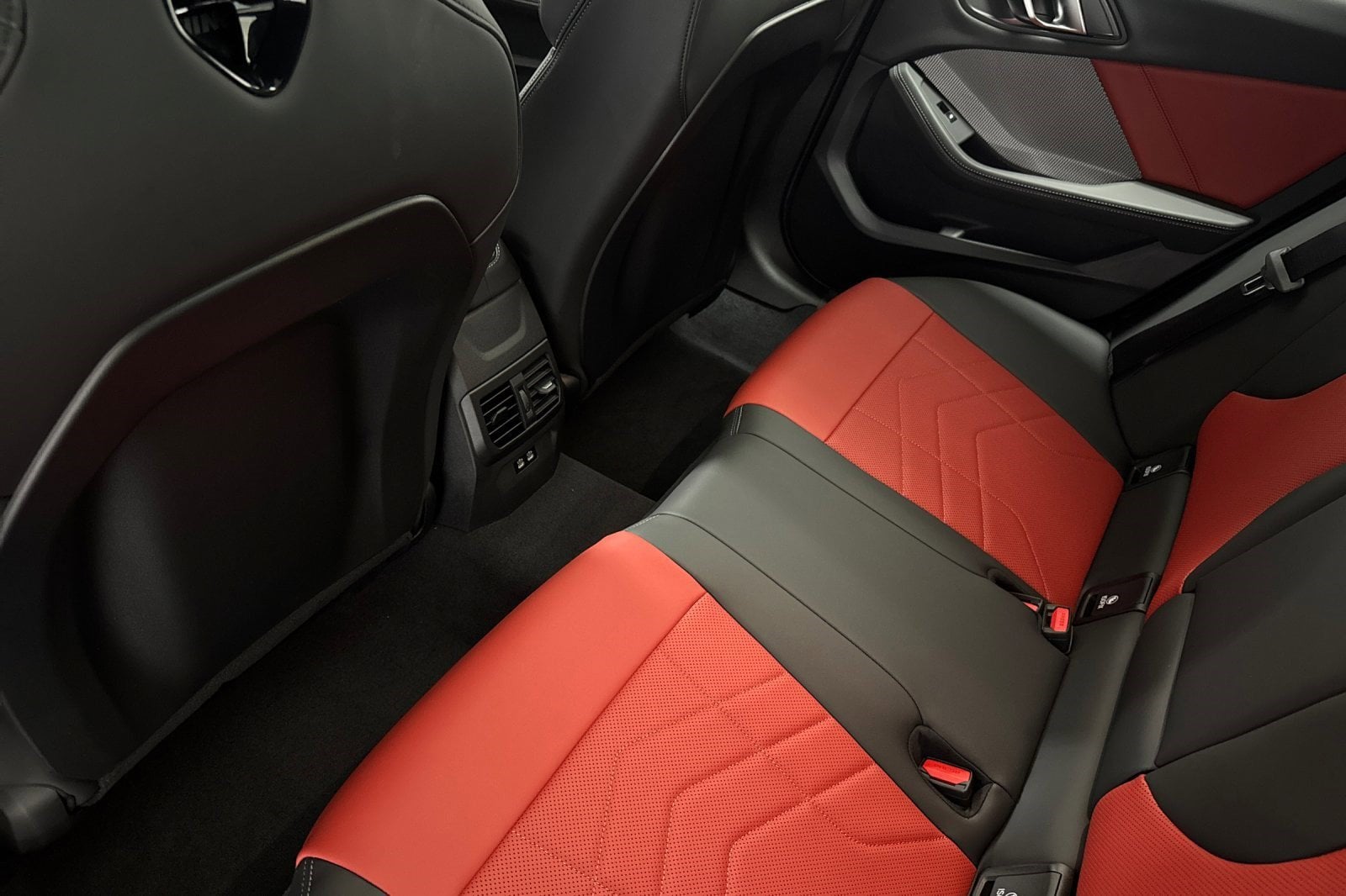 2026 BMW 2 Series M235 - Photo 14