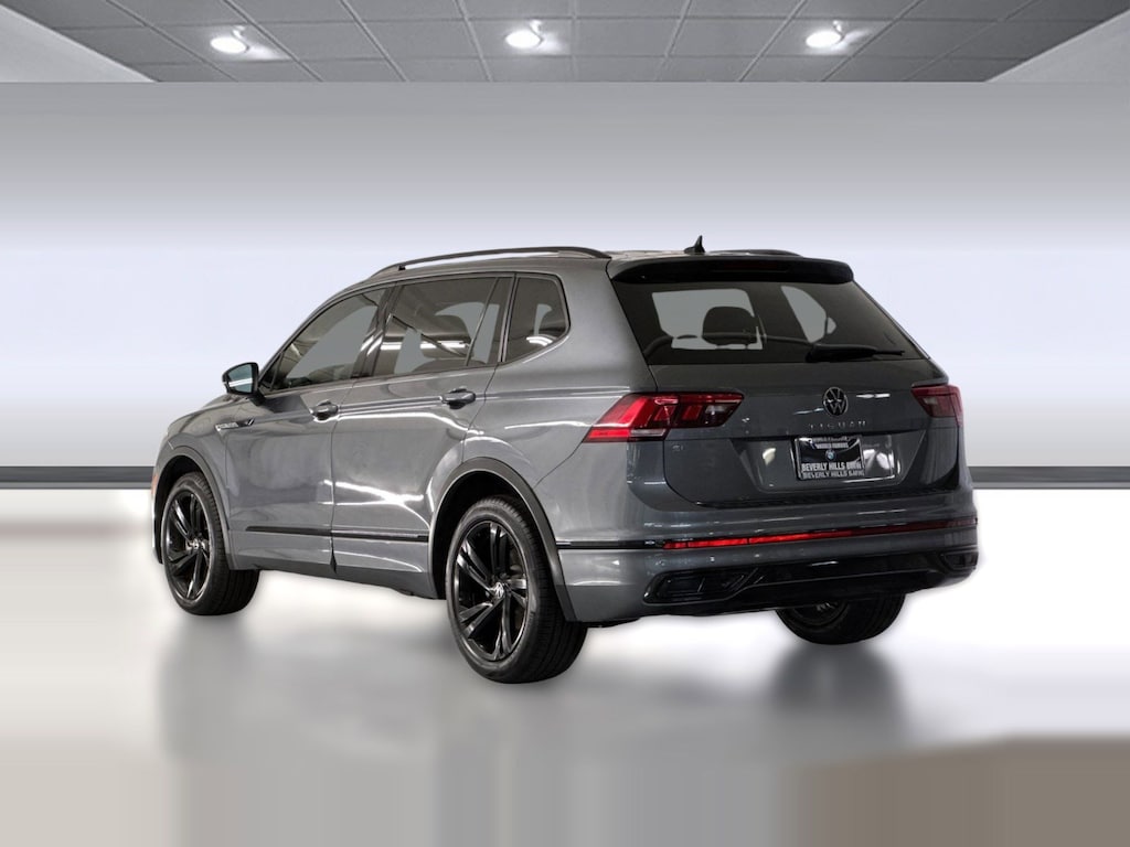 Used 2023 Volkswagen Tiguan SE R-Line Black SUV
