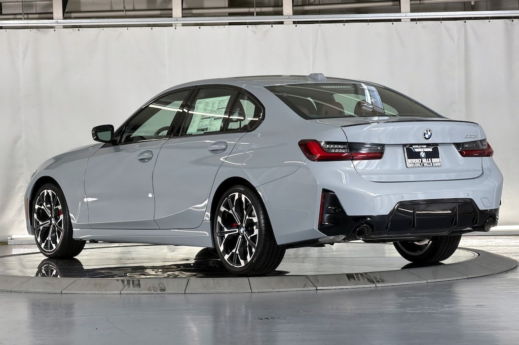 New 2026 BMW 330i Sedan