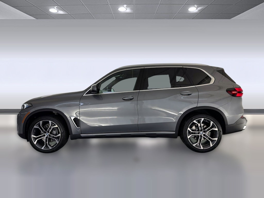 New 2026 BMW X5 sDrive40i SUV